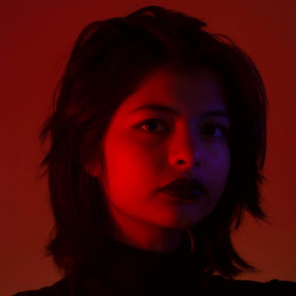 Meet your Posher, Nadia